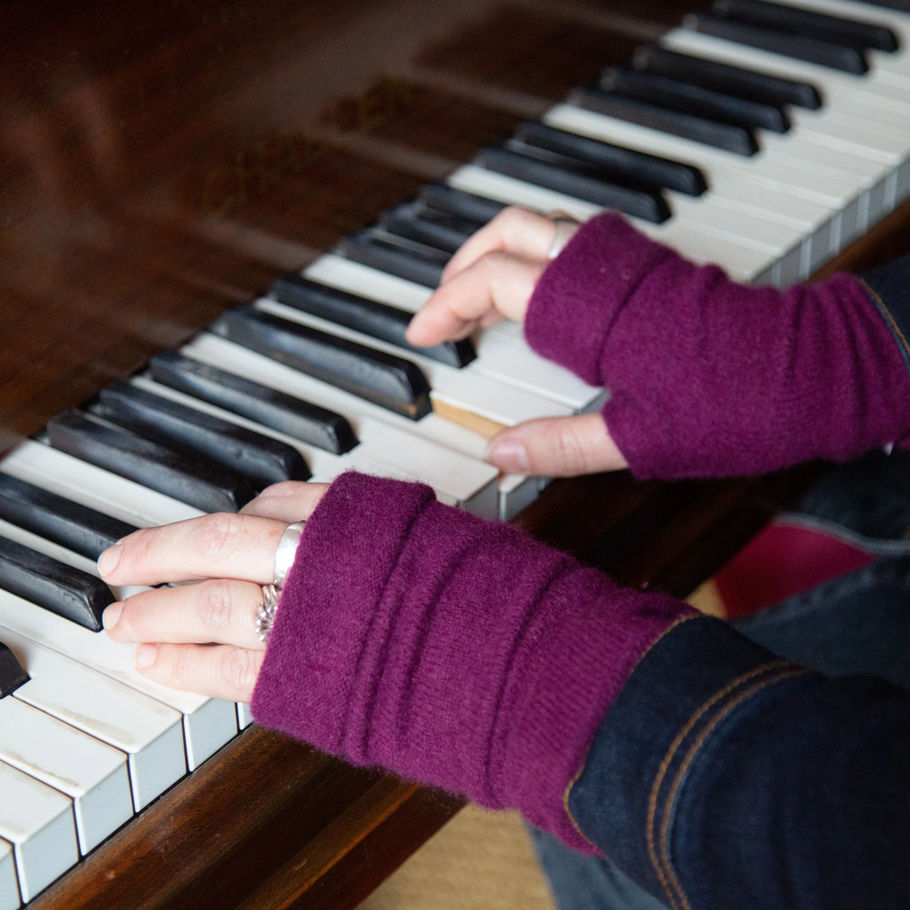 Berry Cashmere Fingerless Gloves