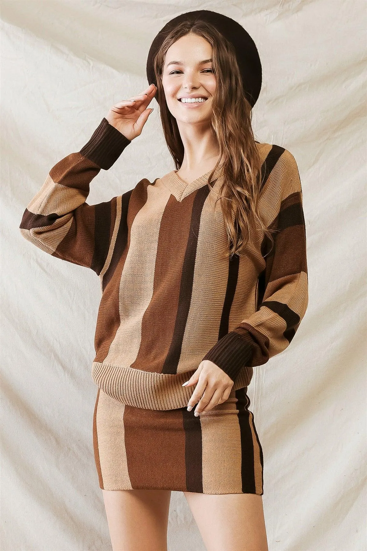 Brown Multi Colorblock Knit V-Neck Sweater & High Waist Mini Skirt Set /1-2-2-1