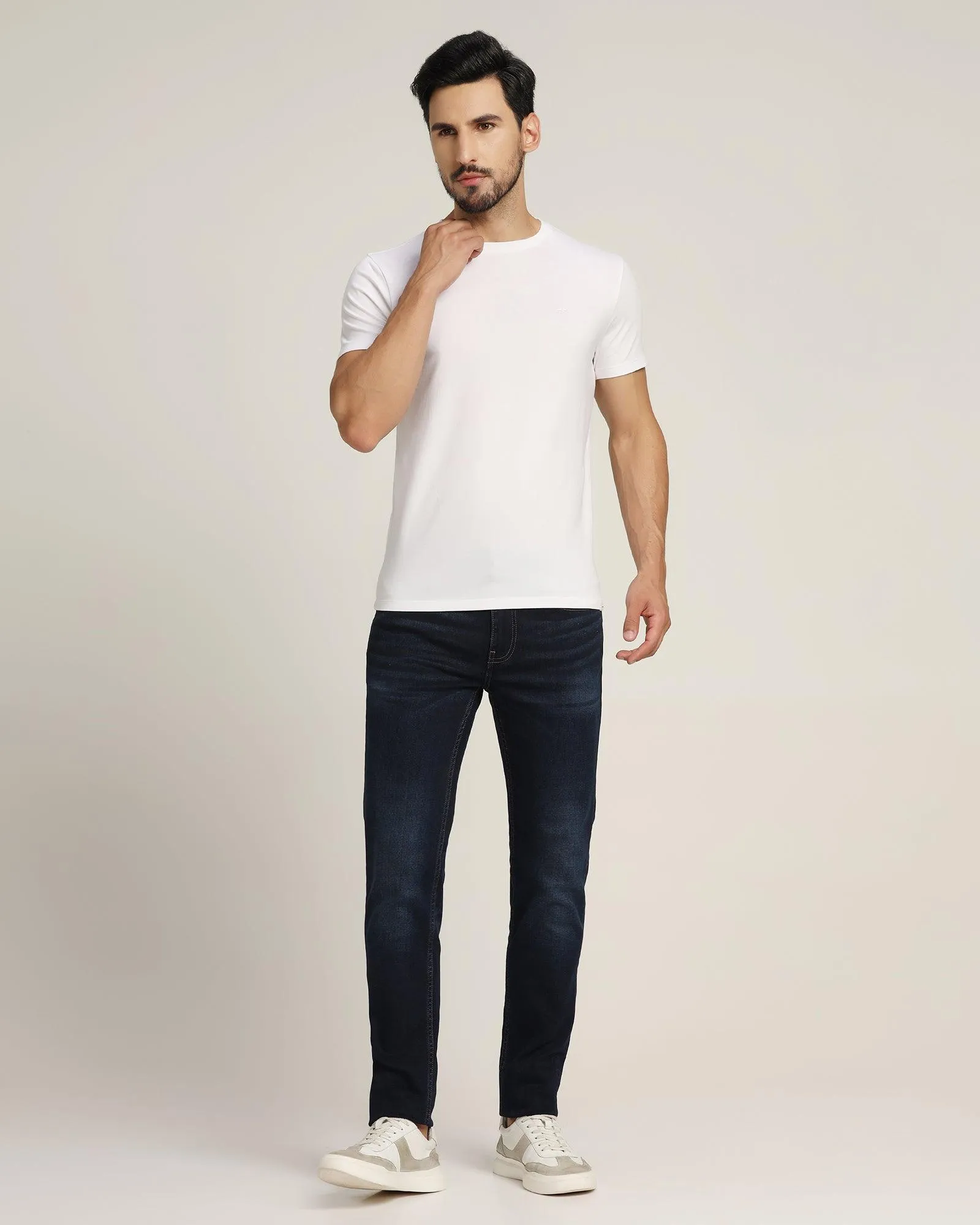 Crew Neck White Solid T-Shirt - Holan