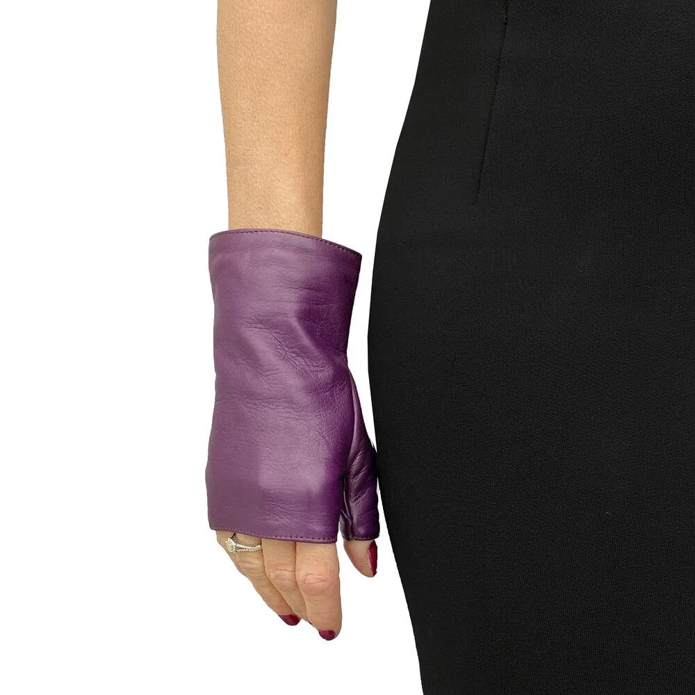 Fergie Cuff - Women’s Silk Lined Leather Gloves