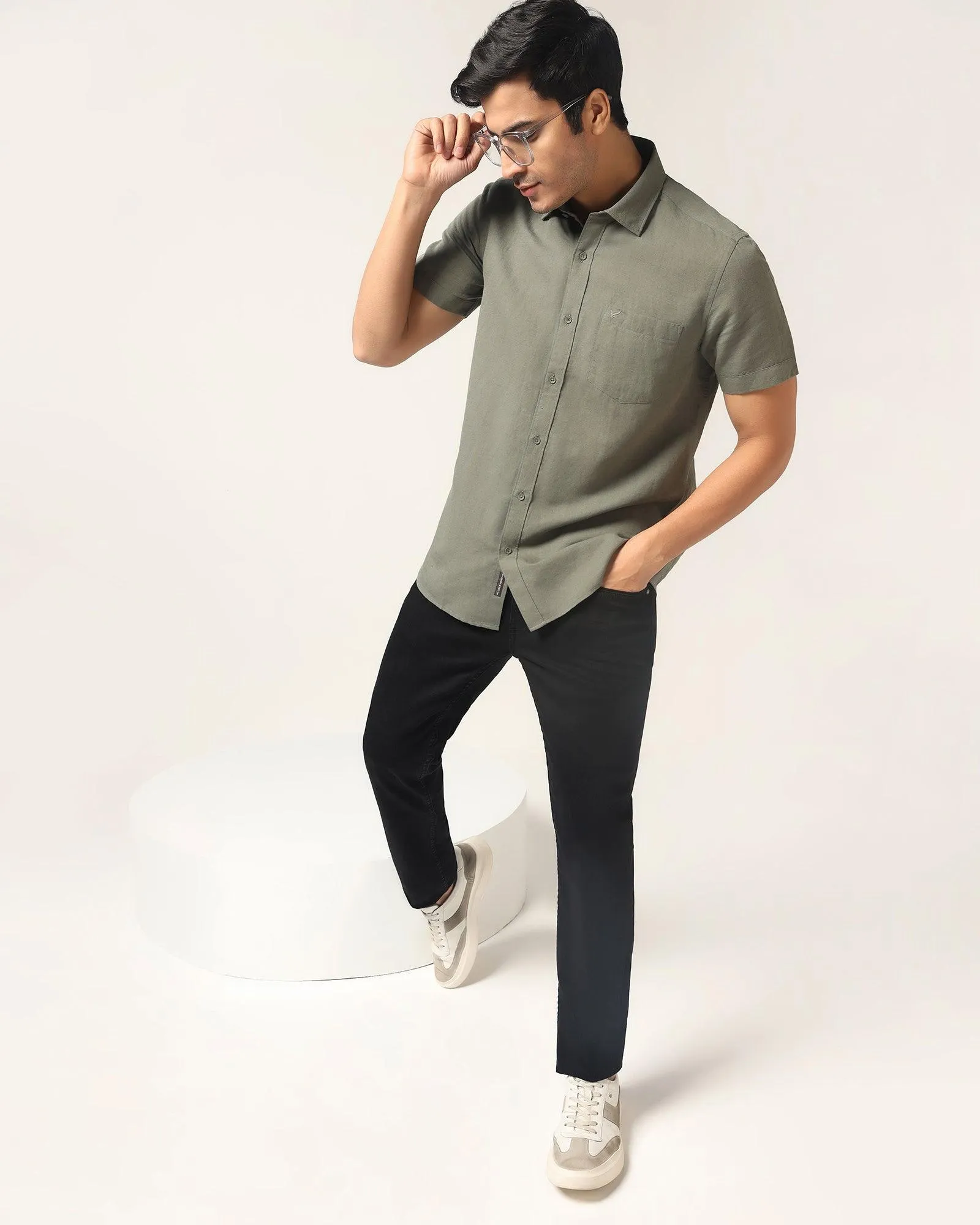 Linen Casual Half Sleeve Olive Solid Shirt - Salmon