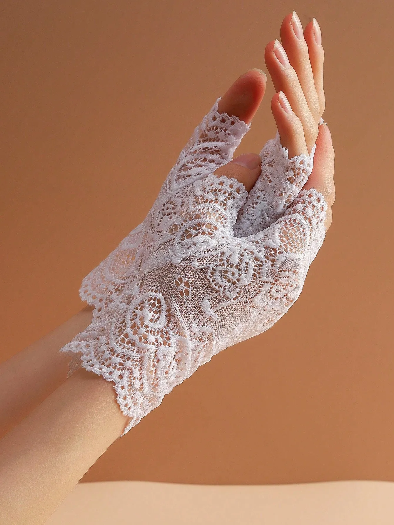 SHEIN Floral Embroidered Fingerless Gloves