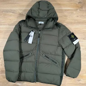 Stone Island Seamless Tunnel Down-TC Jacket in Musk Green