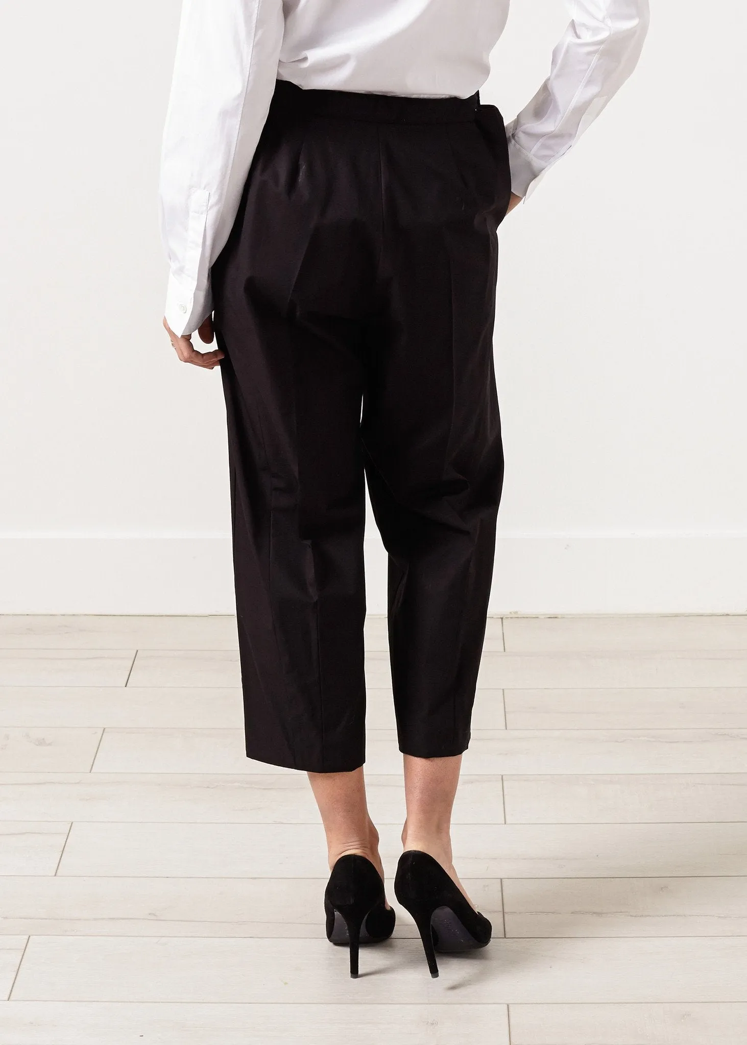 Wide Cropped Trouser in Black